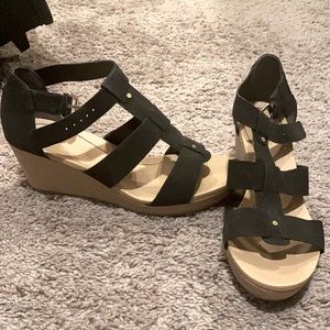 💥 SUPER COMFY 💥Black Wedges